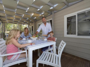 Belvilla by OYO Baia Domizia Villaggio Camping C4